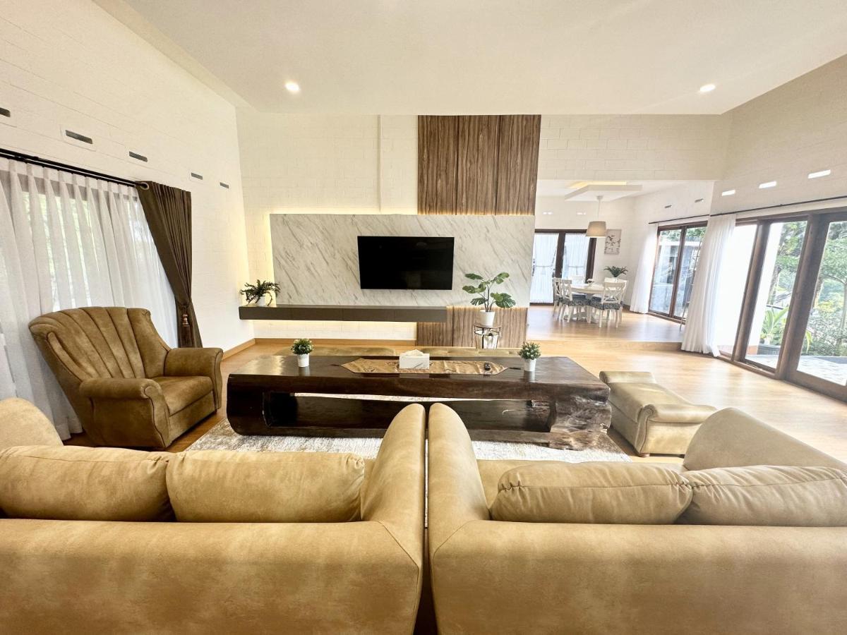 Villa Putih Le Cordon Bandung Dış mekan fotoğraf